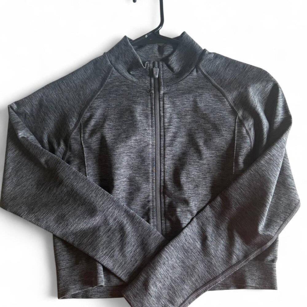 Alphalete Full Zip-up Cropped Sweatshirt